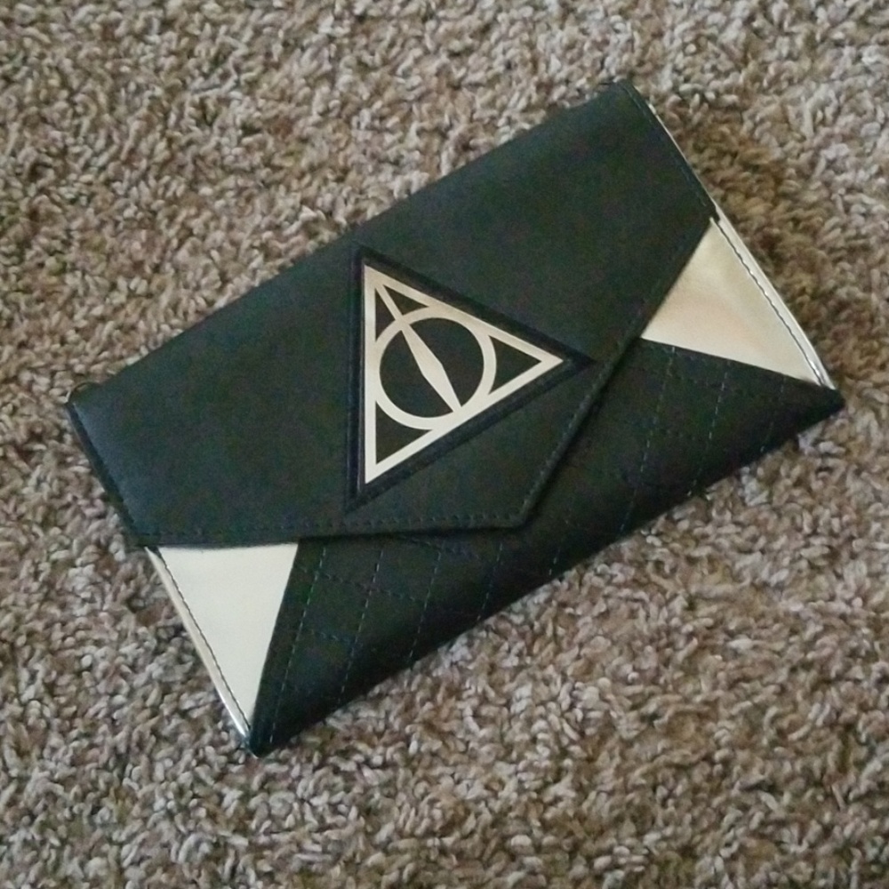 *New*Harry Potter Theme Clutch